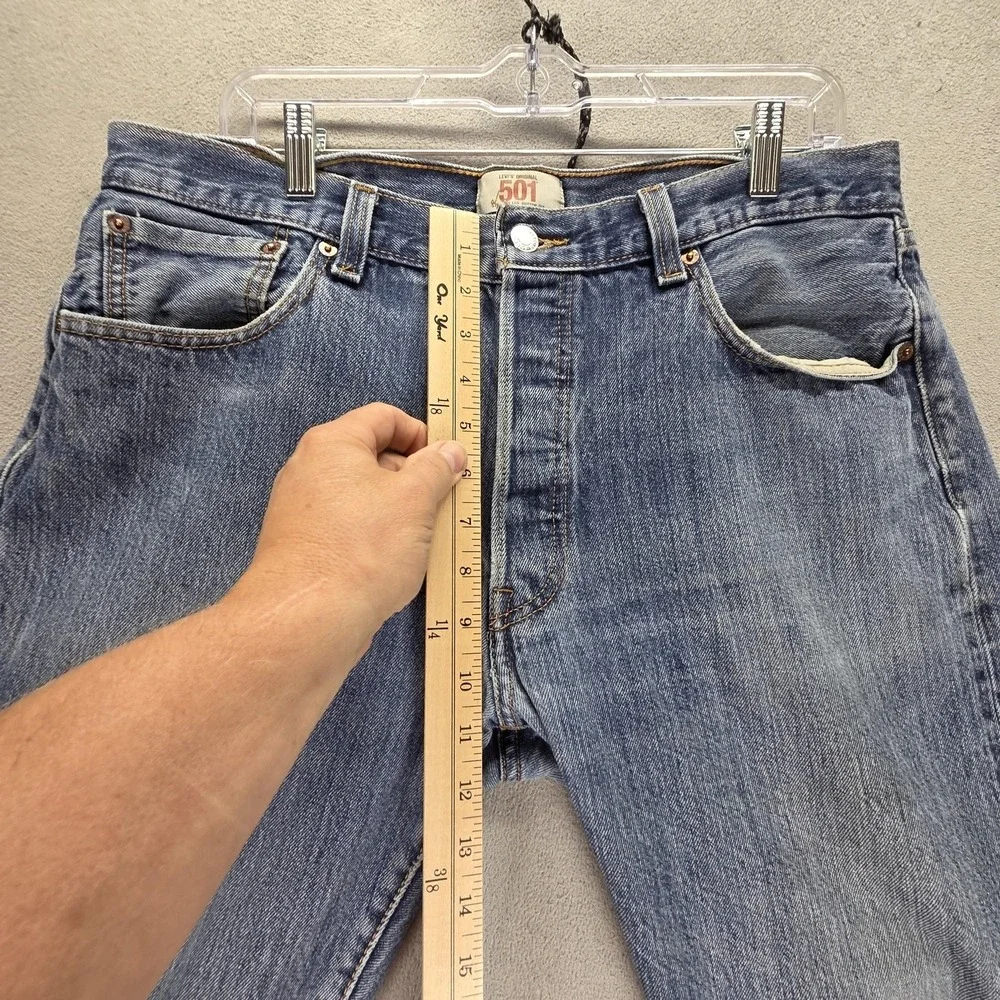 Levis 501 Jeans‎ Mens Blue Medium Wash Straight Button Fly Distressed Fits 34x32
